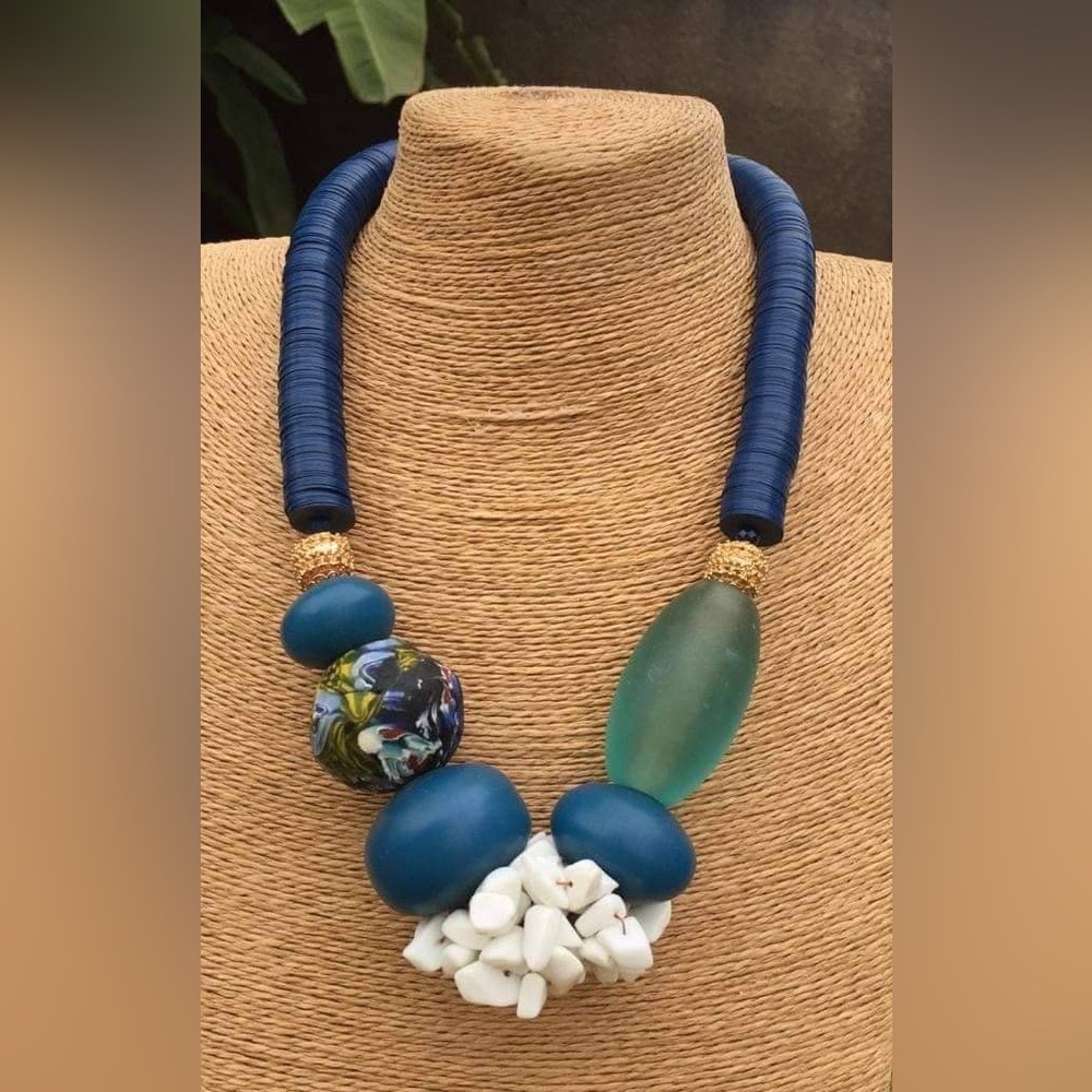 African handmade jewelry made in Ghana ships from Ghana